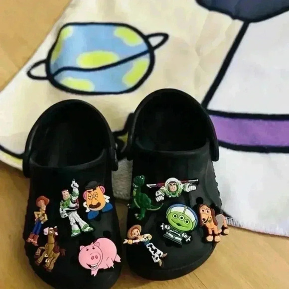 Cartoon Jibbitz Croc Charms - Picture 1 of 4